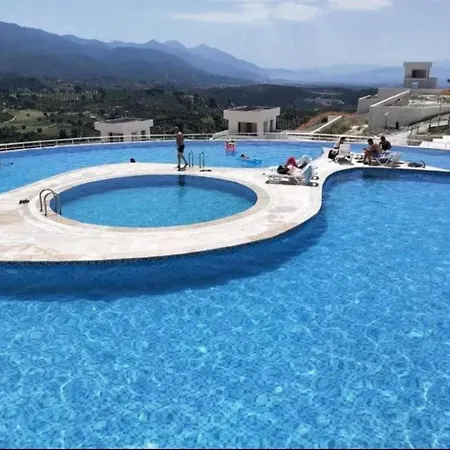 Apartamento Esin Golf Erholung Unter Der Sonne Von Kusadasi *